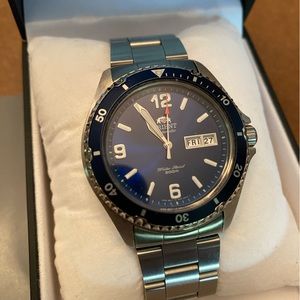 Orient Men's 'Mako II' Japanese Automatic Stainless Steel Diving Watch